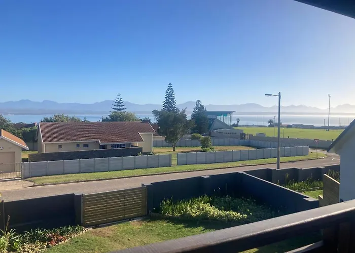 Becks At The Bay Loadshedding Free